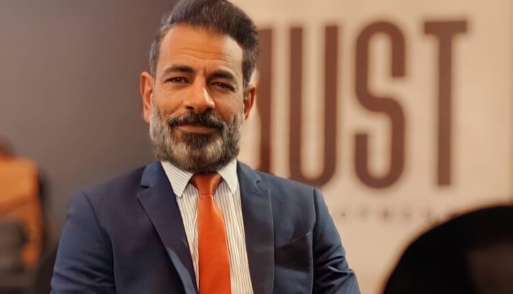 نبيل قيراط رئيس القطاع التجاري في شركة Just Development