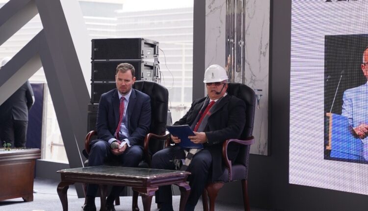 إنفنتي تاورز