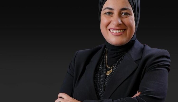 مروة حمزة راية القابضة