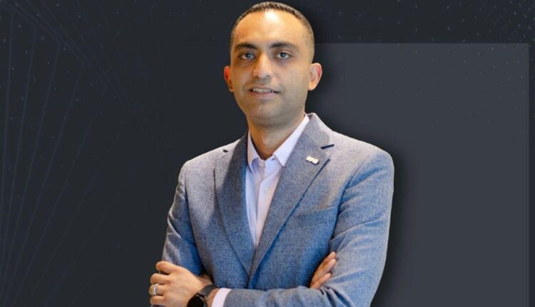 مصطفى سلامة