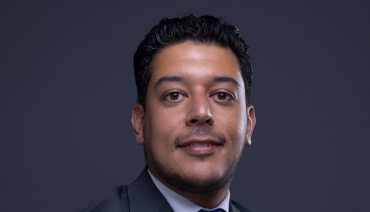 ماجد حمدي، رئيس قطاع قنوات التوزيع بشركة «متلايف مصر